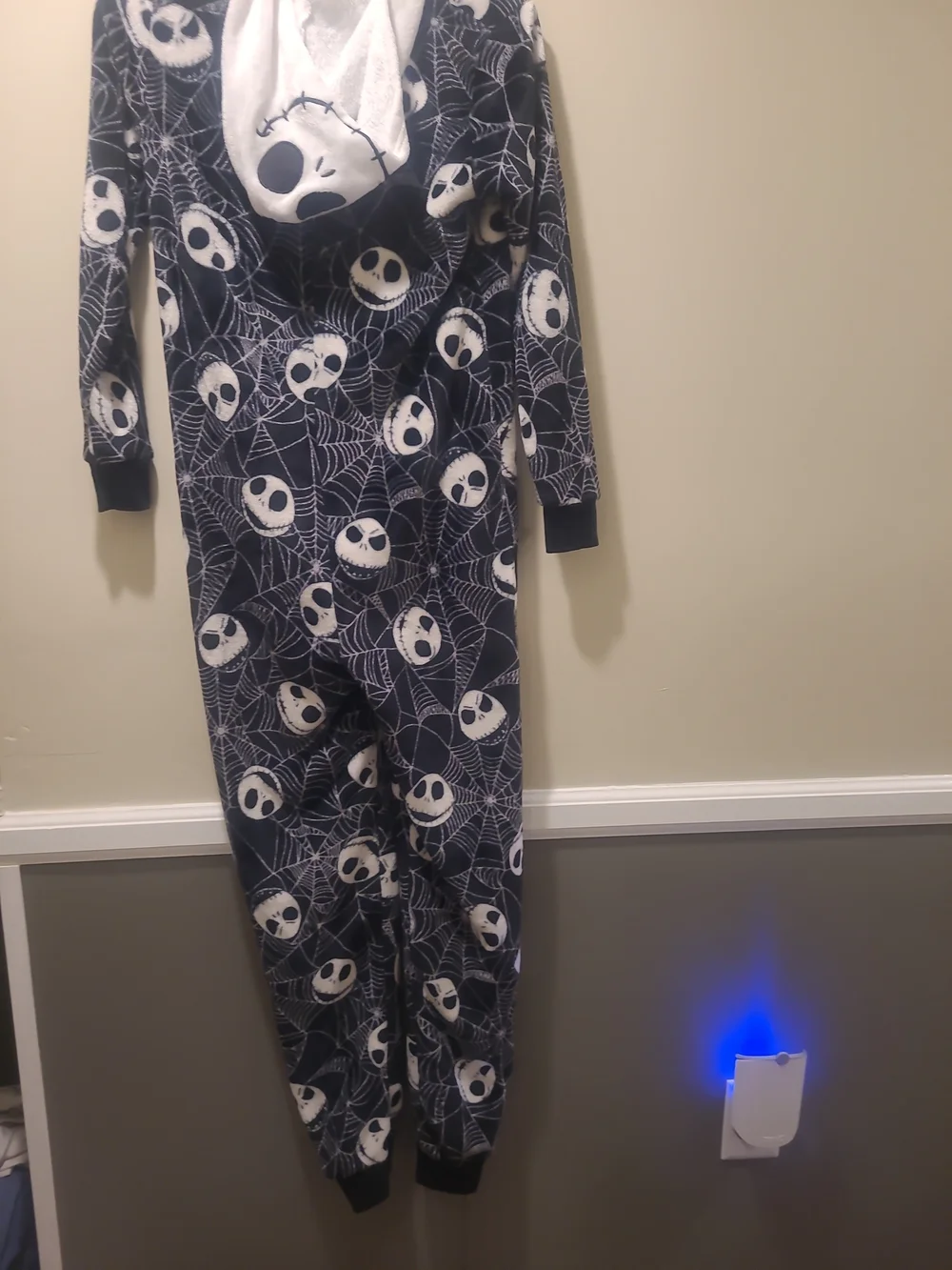 DISNEY Nightmare Before Christmas Jumpsuit Womens XS(0-2 Pajama Jack Skellington - Picture 8 of 12